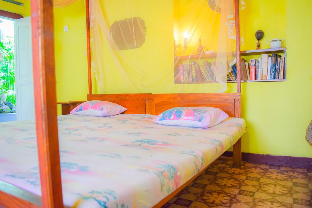 Shammie Guest House Hikkaduwa Eksteriør billede